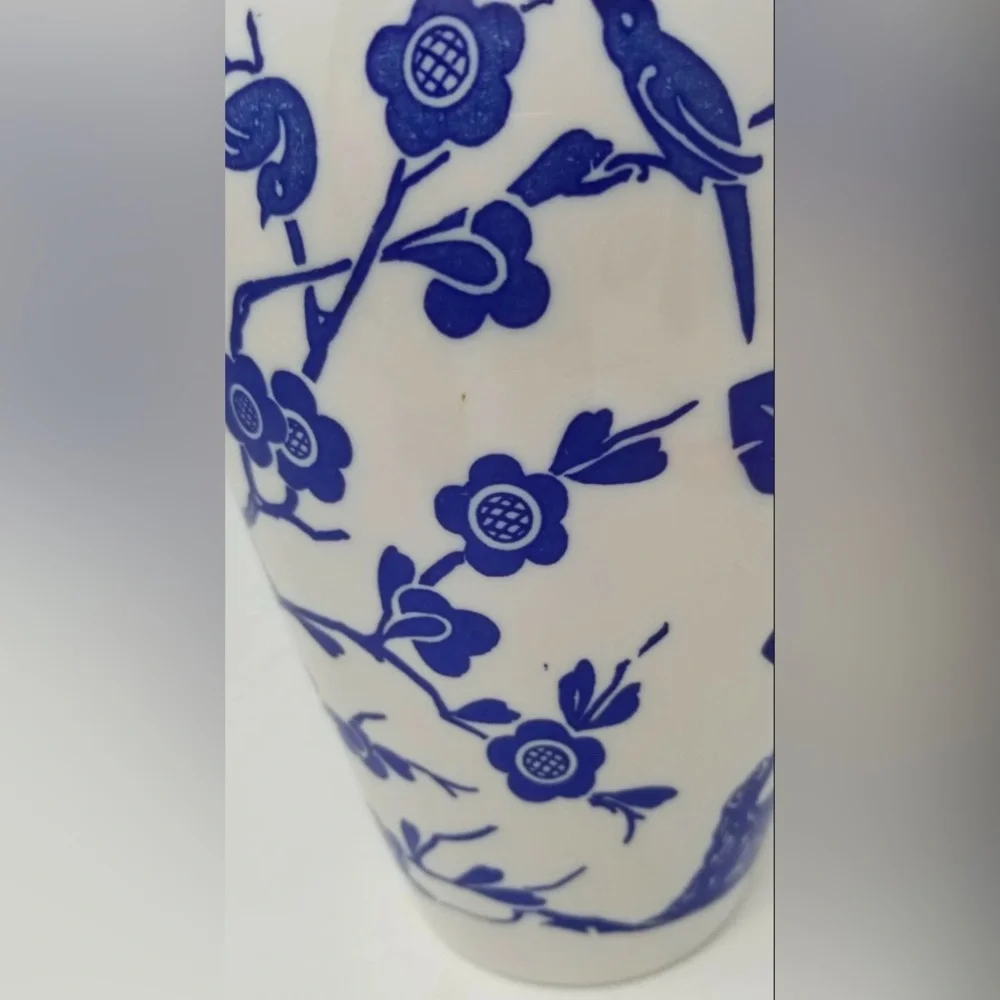 VTG 1940s White & Blue Anchor Hocking Vitrock Milk Glass
Flowers Birds EUC - Picture 7 of 13